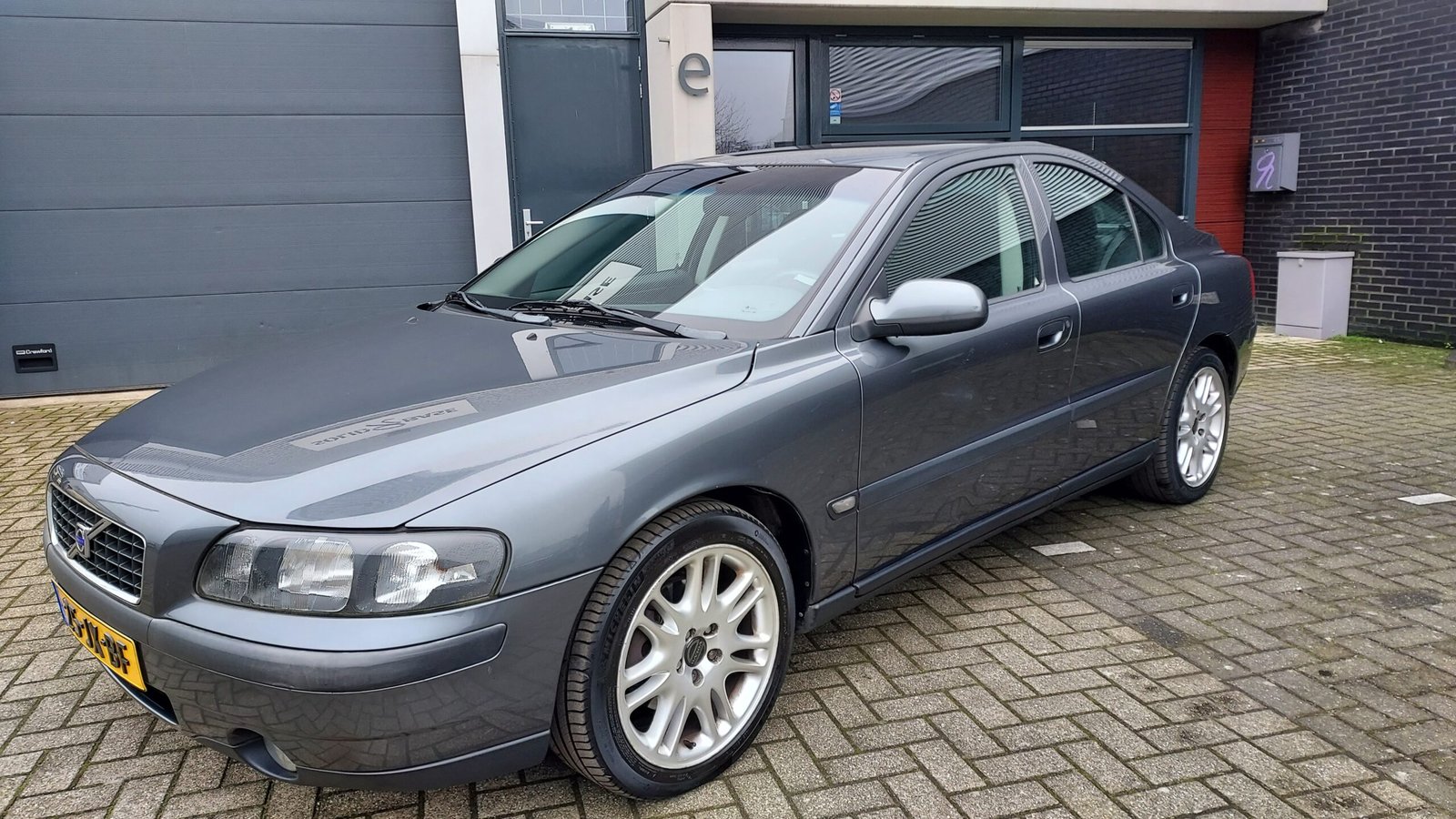 Volvo S60 2.4i 5-Cilinder Automaat