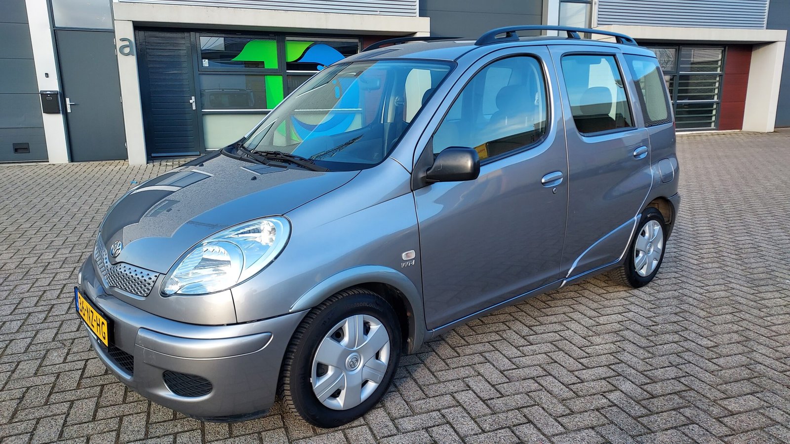 Verkocht ——- Toyota Yaris Verso 1.3i Automaat