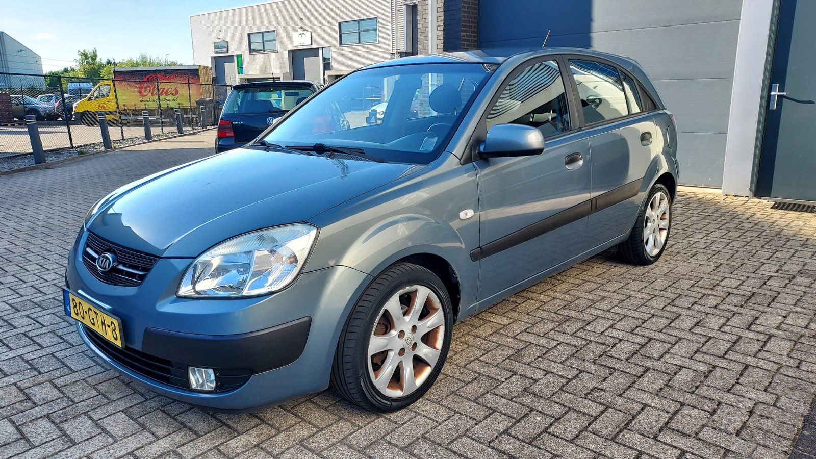 Verkocht ——- Kia Rio 1.4i 16V