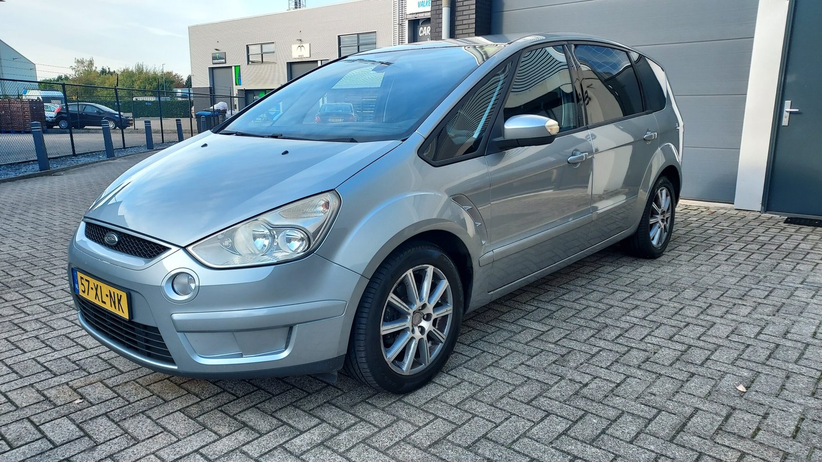 Ford S-Max 2.0i 16V 7-Persoons