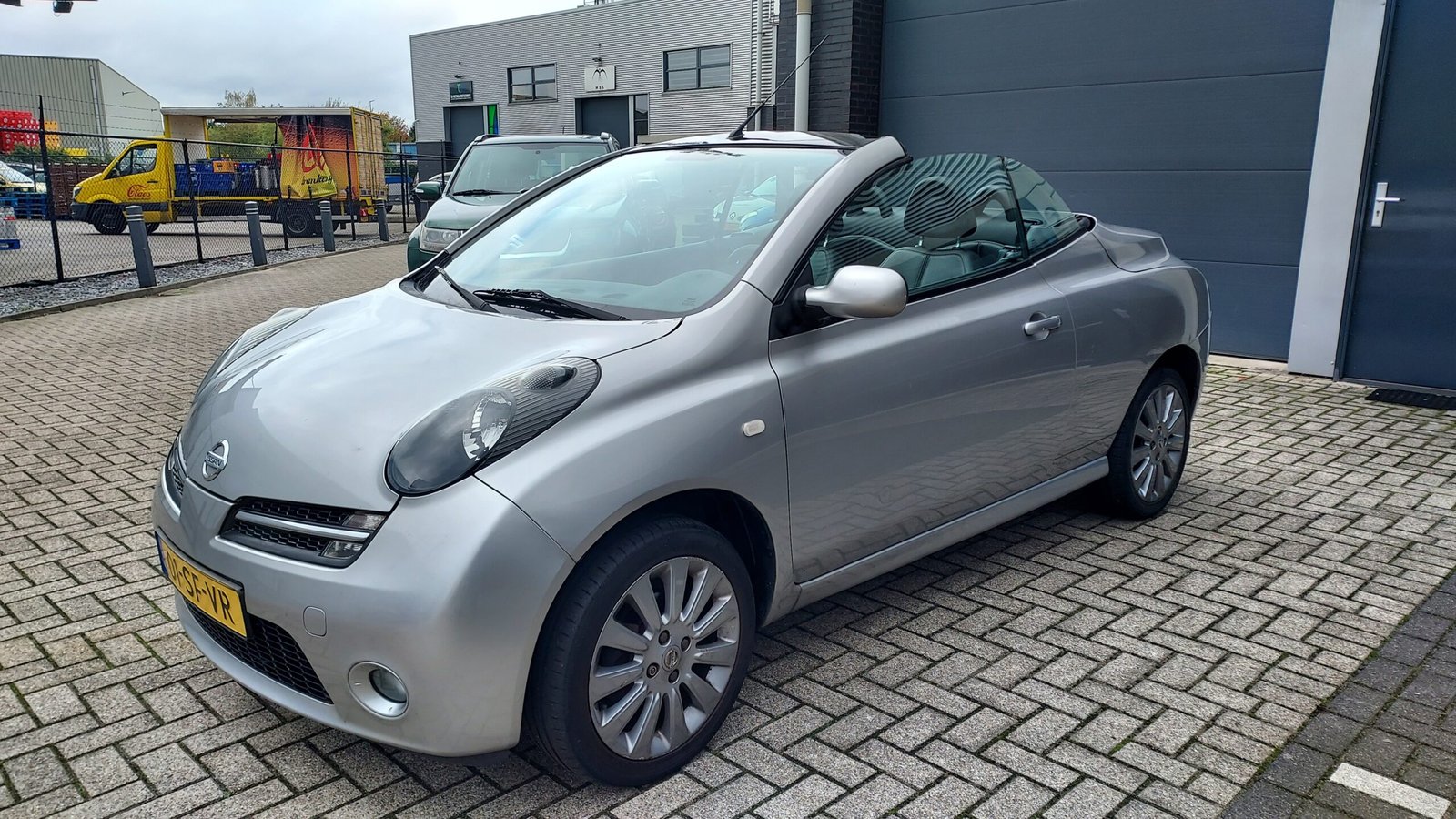 Verkocht ——- Nissan Mirca C+C 1.6i 16V