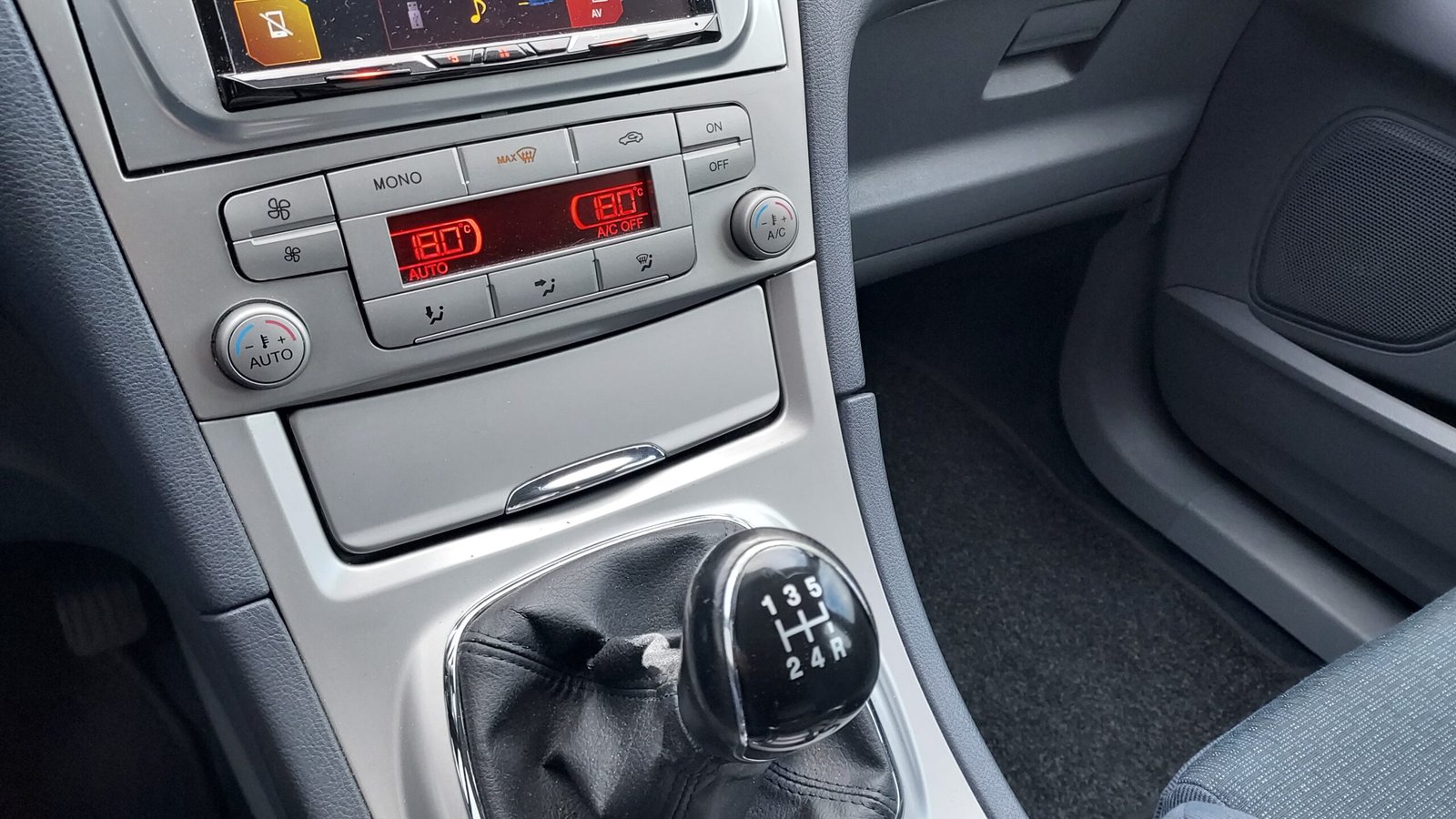 Ford S-Max 2.0i 16V 7-Persoons - Afbeelding 13