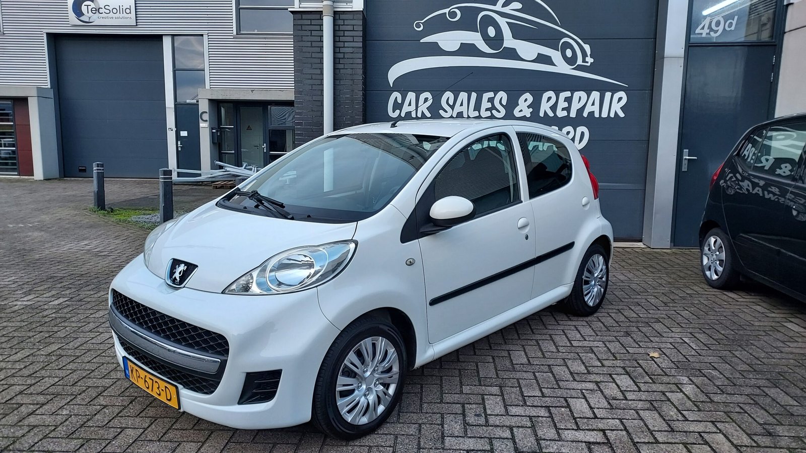 Verkocht ——- Peugeot 107 1.0i 12V 5-deurs