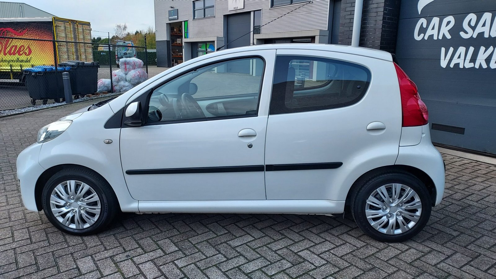 Verkocht ------- Peugeot 107 1.0i 12V 5-deurs - Afbeelding 7