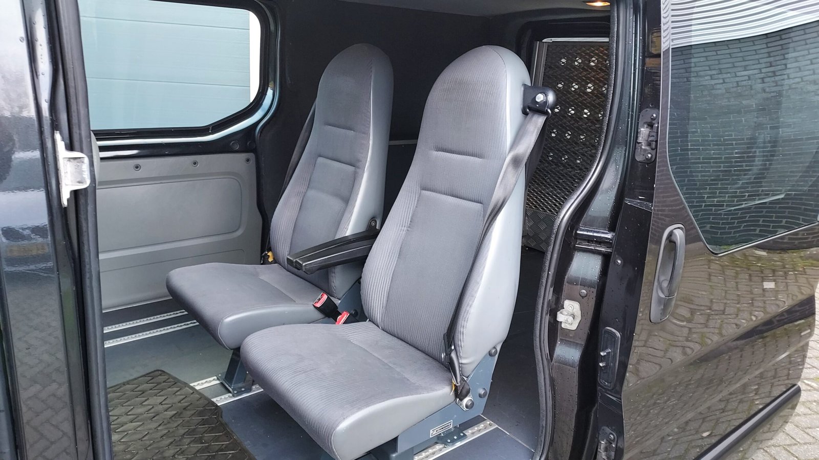 Opel Vivaro 2.5 CDTi Rolstoelvervoer - Afbeelding 9