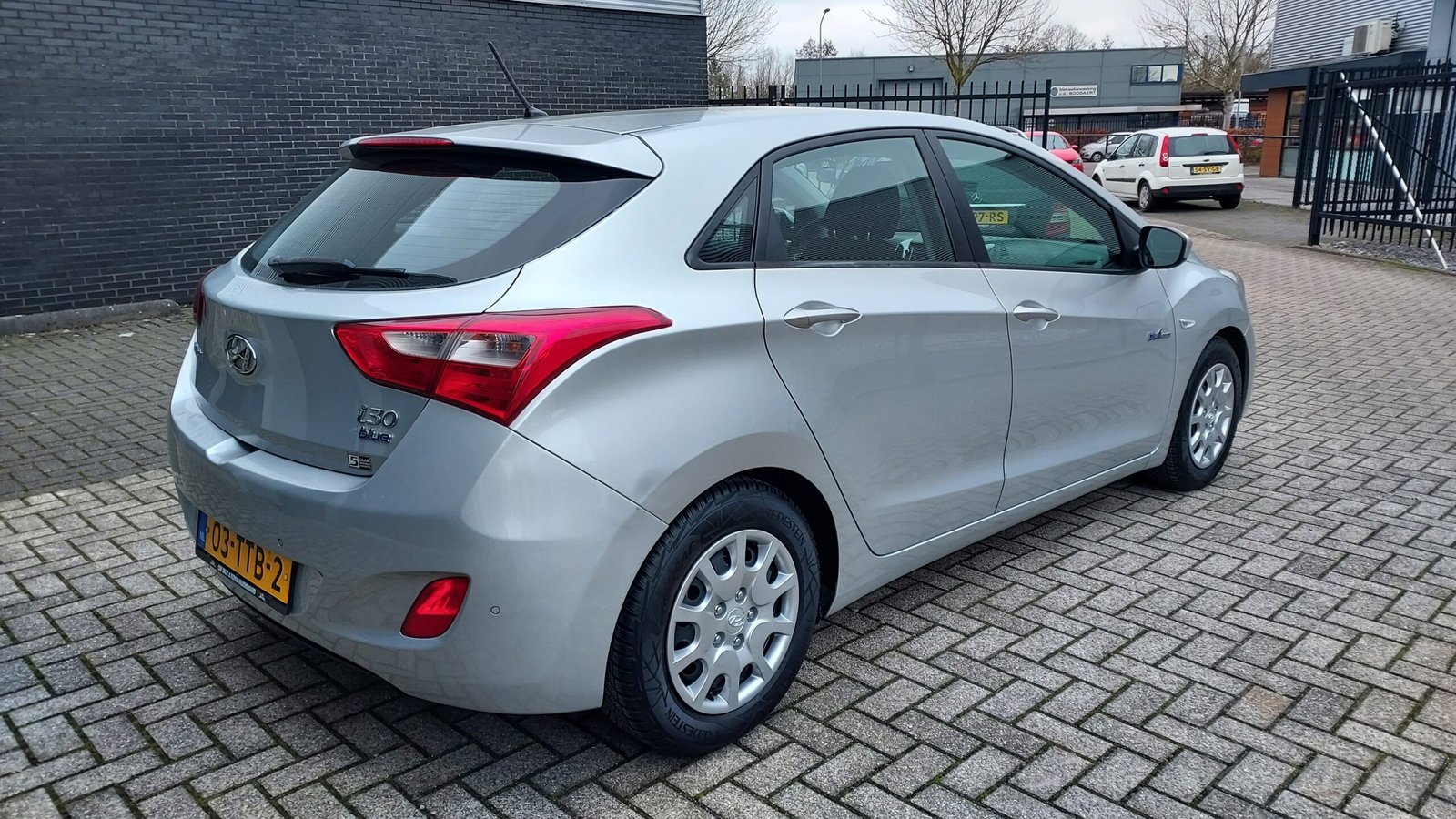 Hyundai I30 1.6i 16V - Afbeelding 4