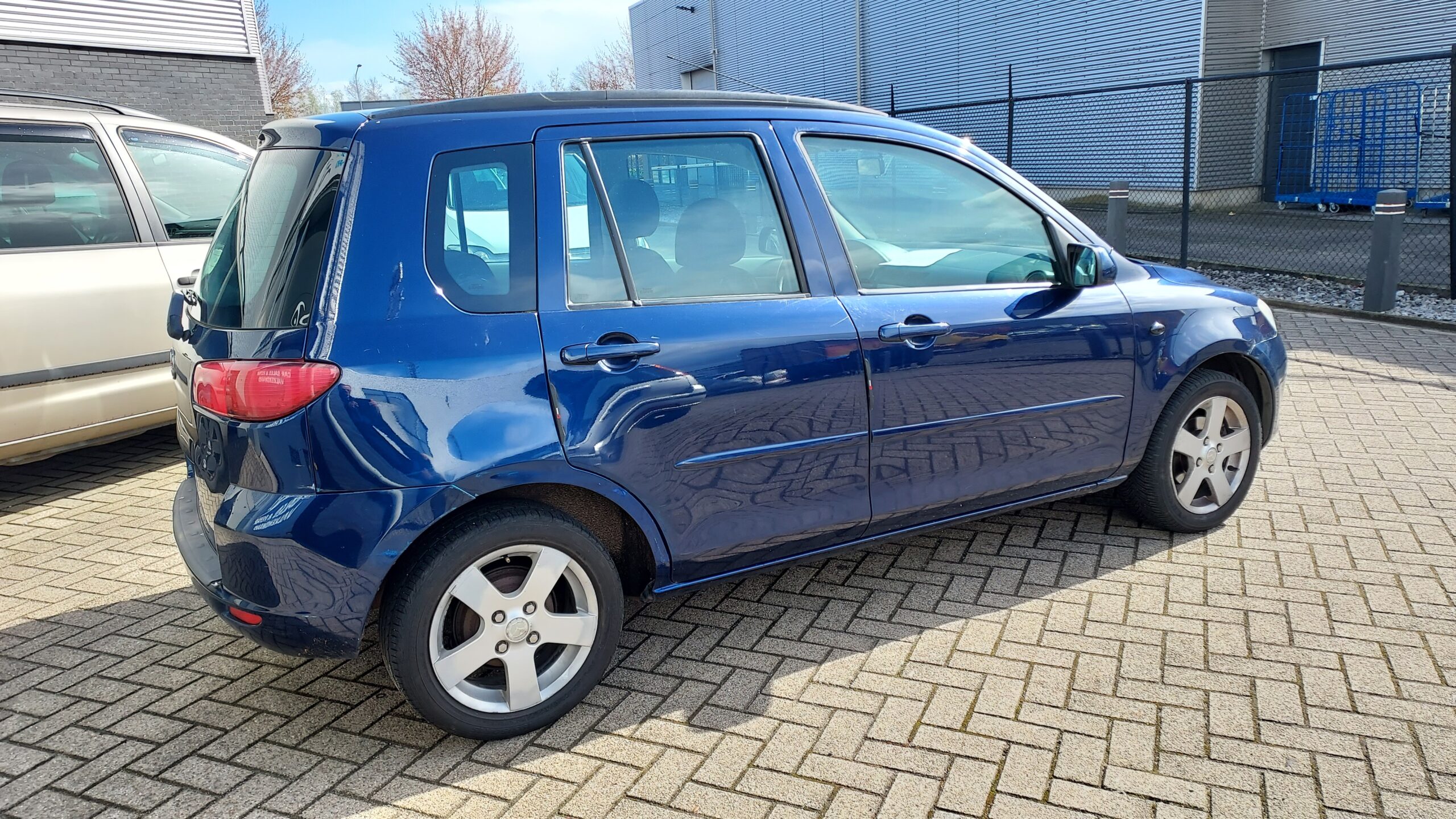 Mazda 2 1.4i 16V Automaat - Afbeelding 4