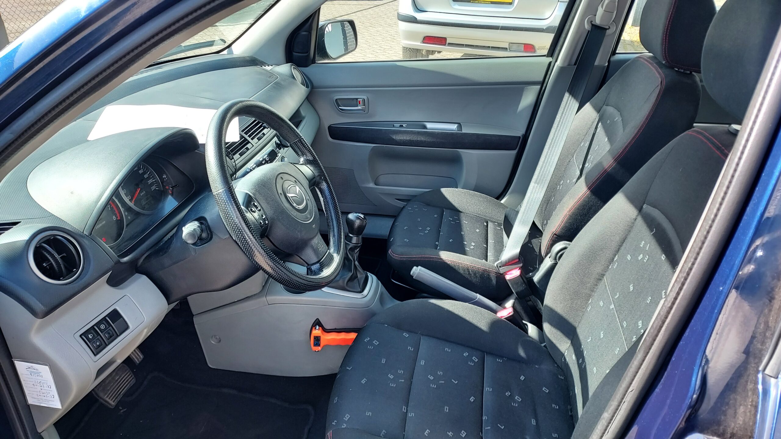 Mazda 2 1.4i 16V Automaat - Afbeelding 8