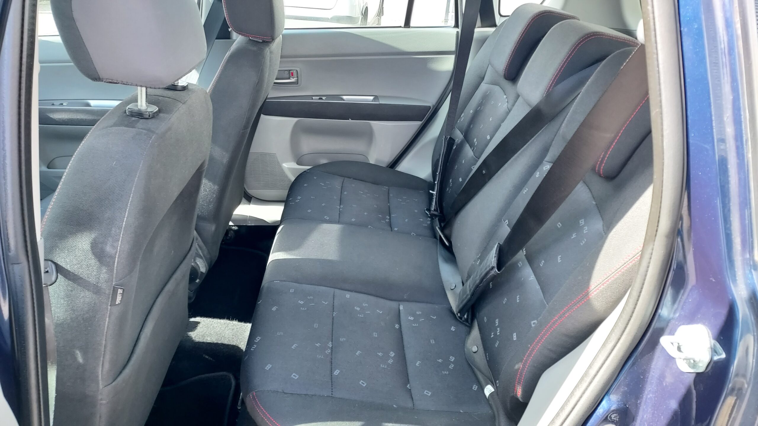 Mazda 2 1.4i 16V Automaat - Afbeelding 9