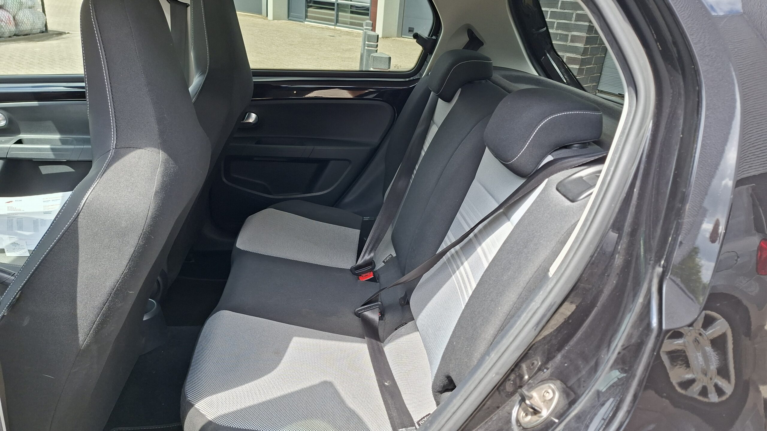 Volkswagen UP! BLACK 1.0i 12V 5-deurs - Afbeelding 9